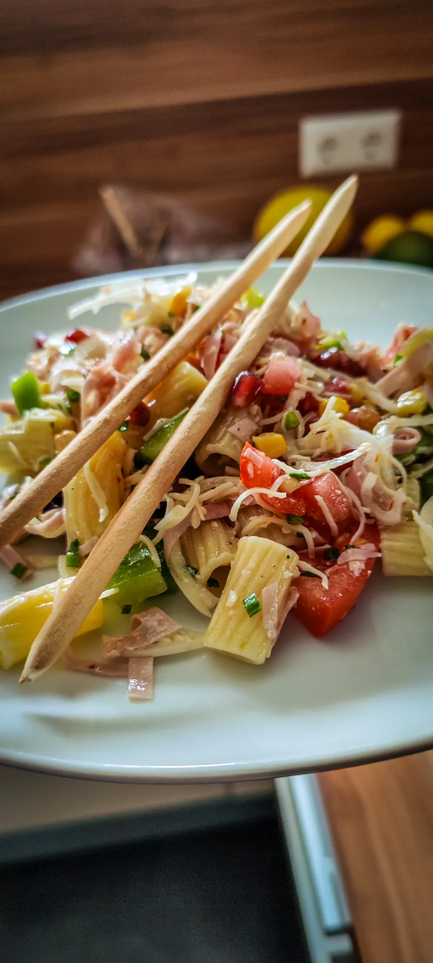 Sommerlicher Bunter Nudelsalat