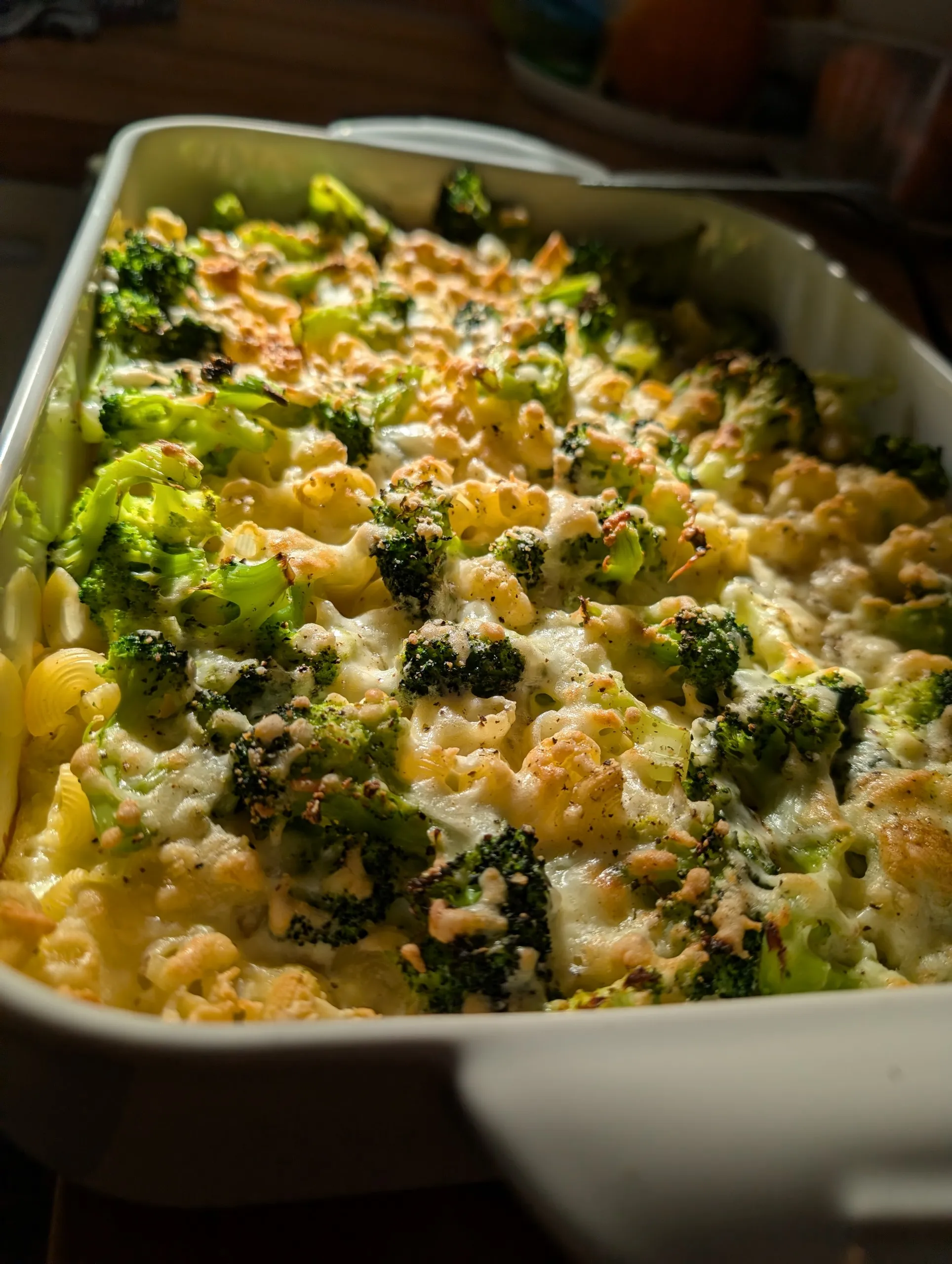 Brokkoli Nudel Auflauf mit Käse