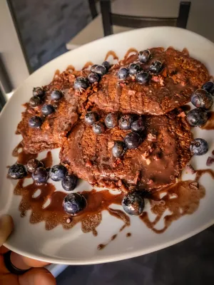 Frühstücks Schoko Pancakes