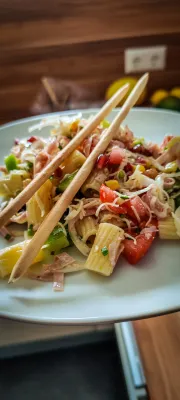 Sommerlicher Bunter Nudelsalat