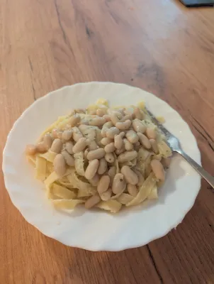 Oma's Nudeln & Bohnen