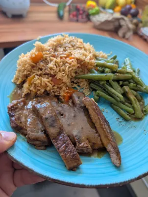 Louisiana-Striploin-Steak mit Cajun-Senf-Butter