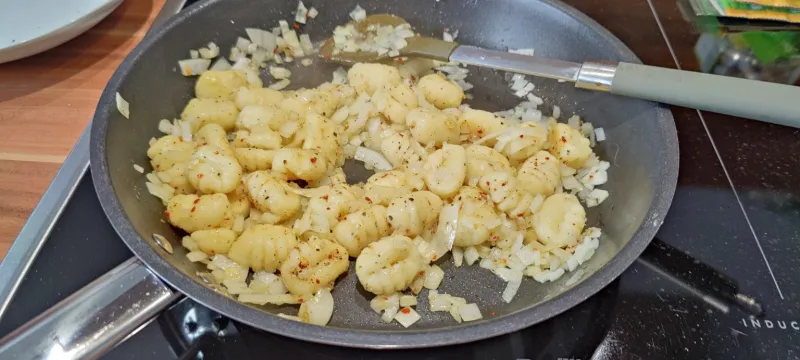 Arbeitsschritt 10: Brokkoli-Gemüse-Gnocchi