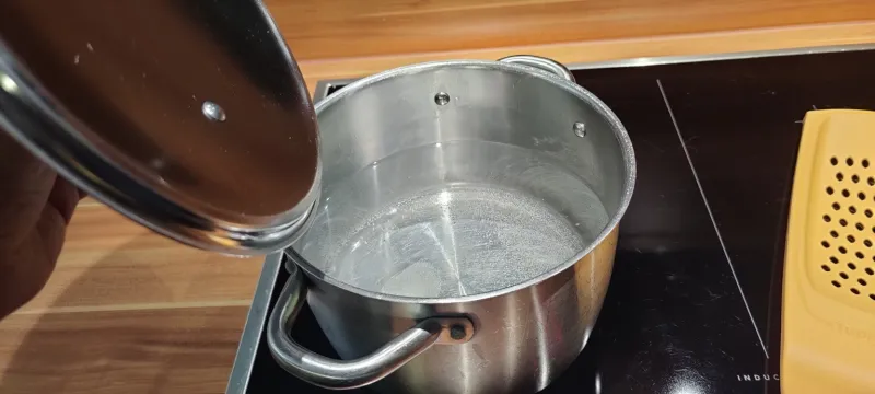 Arbeitsschritt 2: Eiernockerl wie von Oma
