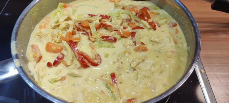 Arbeitsschritt 7: Einfaches Soja Gemüse Curry