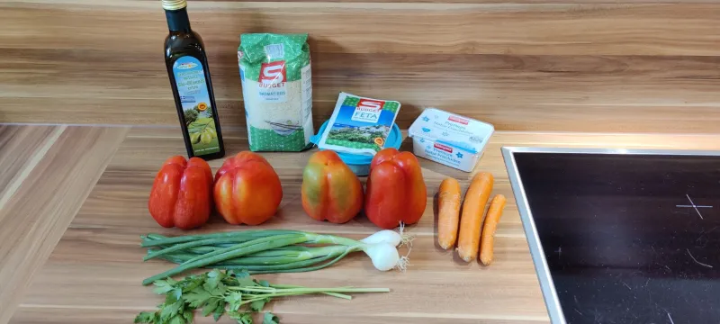 Arbeitsschritt 10: Feta-Frischkäse-gefüllte Paprika