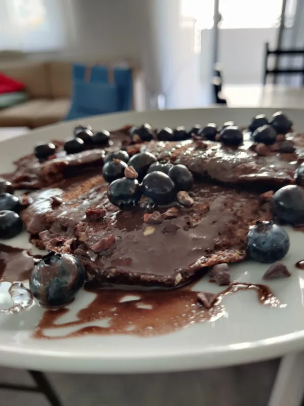 Arbeitsschritt 10: Frühstücks Schoko Pancakes