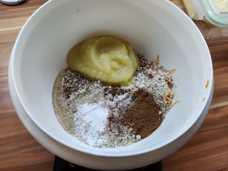 Arbeitsschritt 2: Karottenkuchen