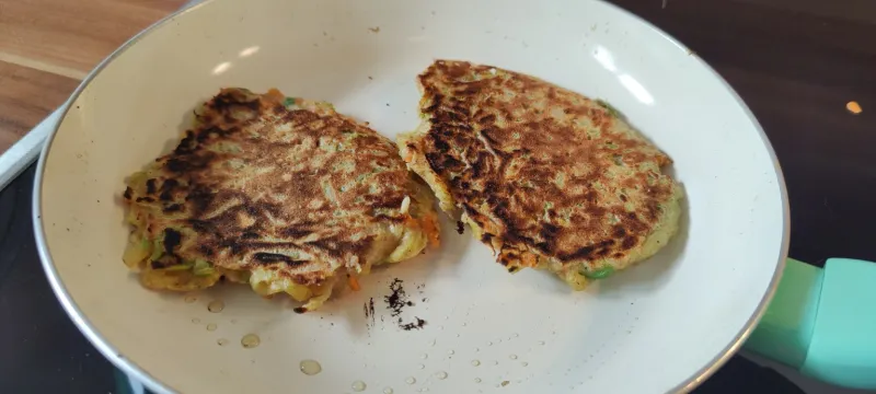 Arbeitsschritt 12: Kartoffel-Gemüse-Puffer