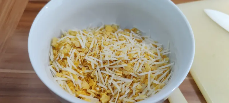 Arbeitsschritt 12: Knusper Parmesan Pute