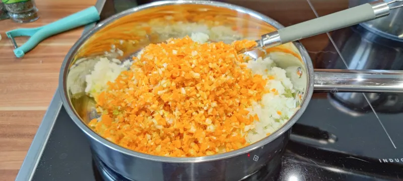 Arbeitsschritt 5: Mageres Ragout a la Bolognese