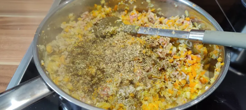 Arbeitsschritt 11: Mageres Ragout a la Bolognese
