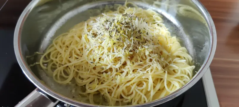 Arbeitsschritt 11: Pasta al Limone