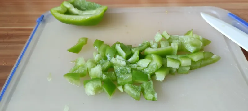 Arbeitsschritt 2: Sommerlicher Bunter Nudelsalat