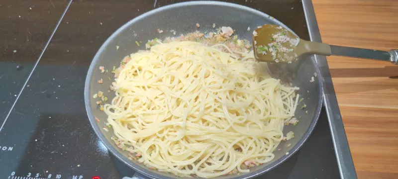 Arbeitsschritt 15: Spaghetti Carbonara