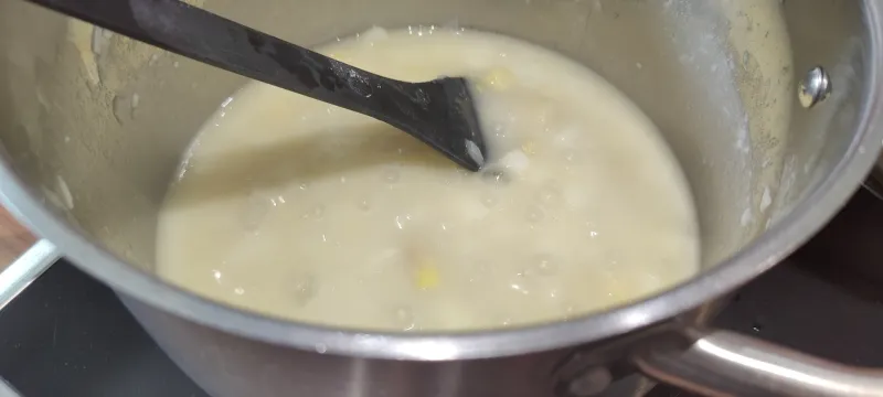 Arbeitsschritt 12: Spargelcreme Suppe