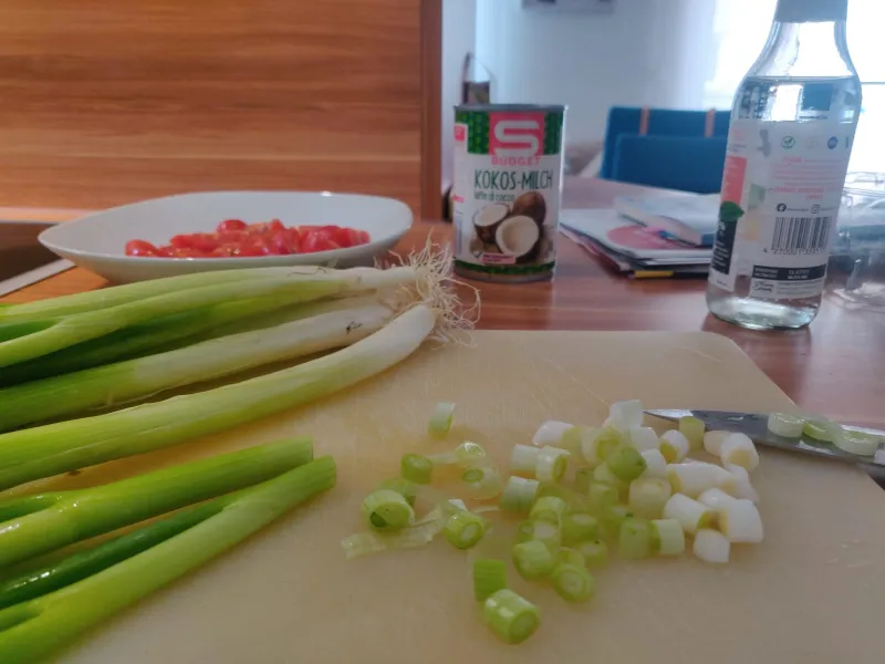 Arbeitsschritt 7: Veganes Mango Soja Curry