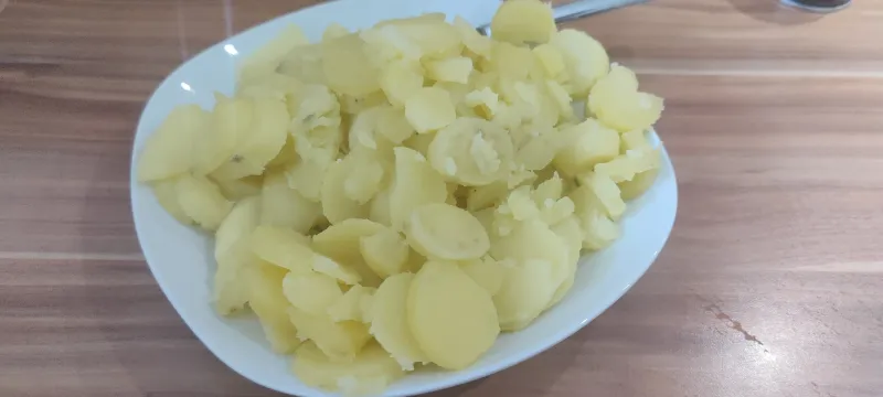 Arbeitsschritt 2: Erdäpfel Schmarrn