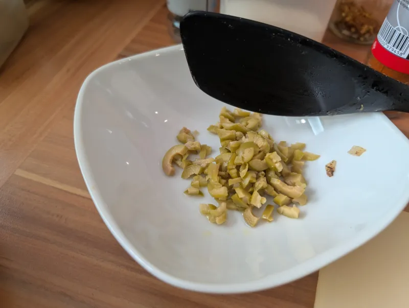 Arbeitsschritt 5: Bowl mit Faschiertem vom Rind (Rinderhackbowl)