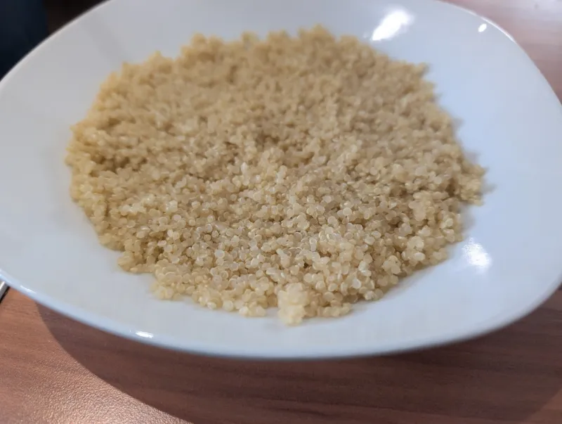 Arbeitsschritt 8: Bowl mit Faschiertem vom Rind (Rinderhackbowl)