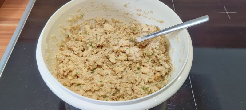 Arbeitsschritt 5: Omas Semmelknödel