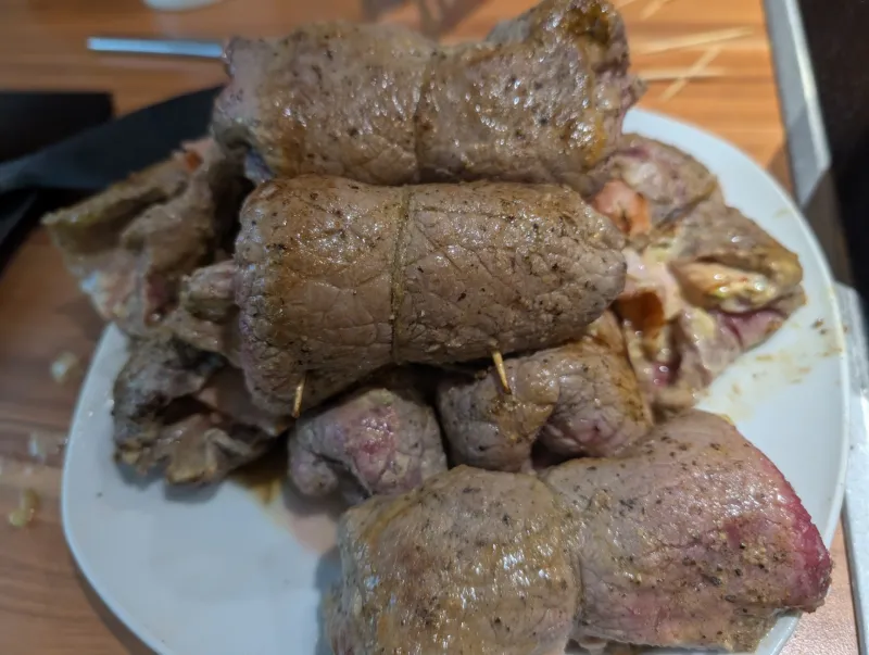 Arbeitsschritt 11: Zarte Rindsroulladen