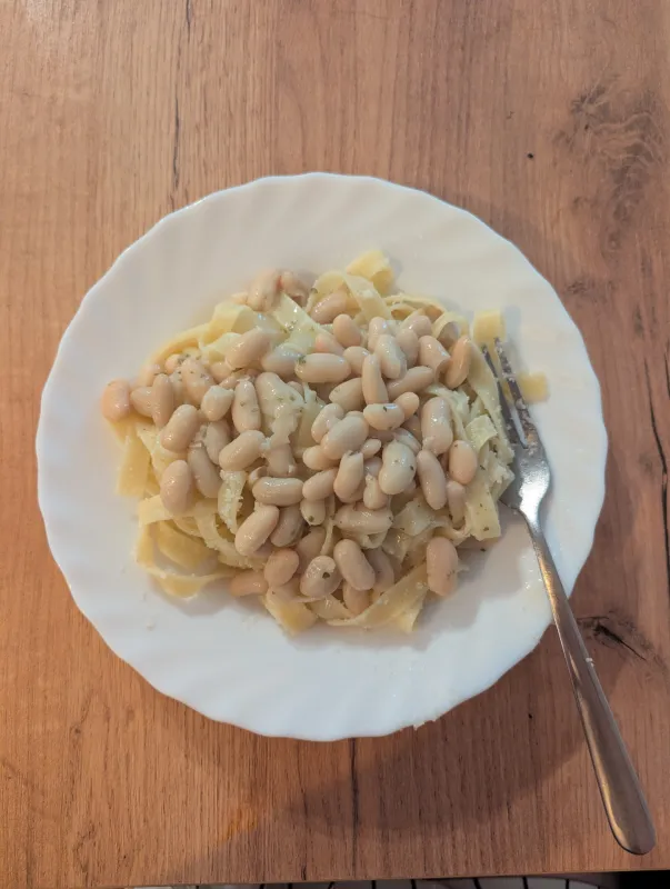 Arbeitsschritt 8: Oma's Nudeln & Bohnen
