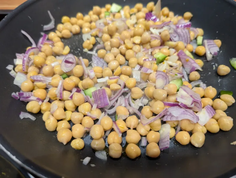 Arbeitsschritt 11: Würziges Madras-Hühnerbrust Filet