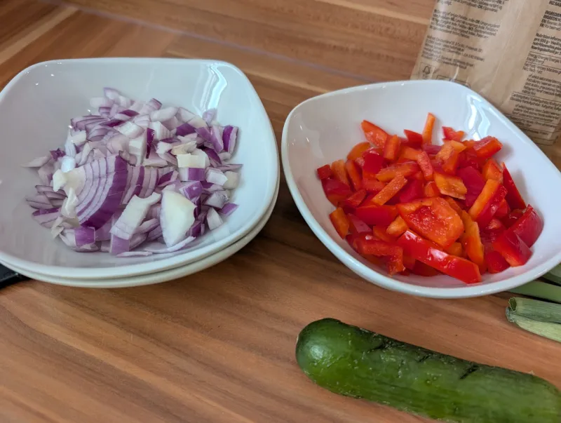 Arbeitsschritt 1: One Pot Bulgogi Bowl mit Rinderfaschiertem