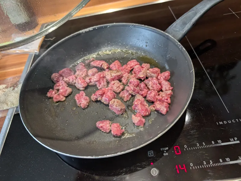 Arbeitsschritt 5: One Pot Bulgogi Bowl mit Rinderfaschiertem