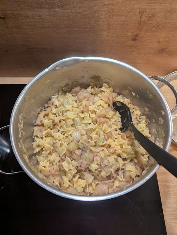 Arbeitsschritt 7: Krautfleckerl