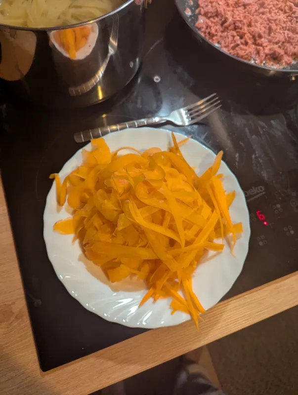 Arbeitsschritt 2: Vegane Dan Dan Nudeln