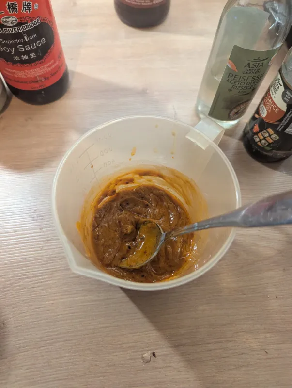 Arbeitsschritt 1: Vegane Dan Dan Nudeln