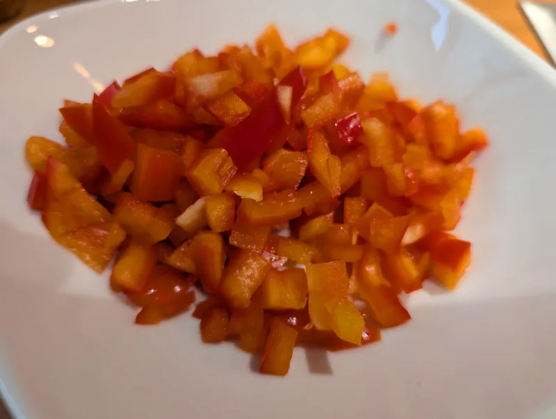 Arbeitsschritt 8: Low Carb High Protein Karottenwrap mit Faschiertem