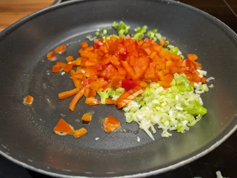 Arbeitsschritt 11: Low Carb High Protein Karottenwrap mit Faschiertem